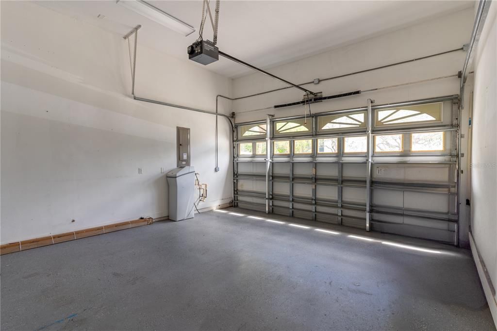 For Sale: $1,330,000 (3 beds, 2 baths, 2998 Square Feet)