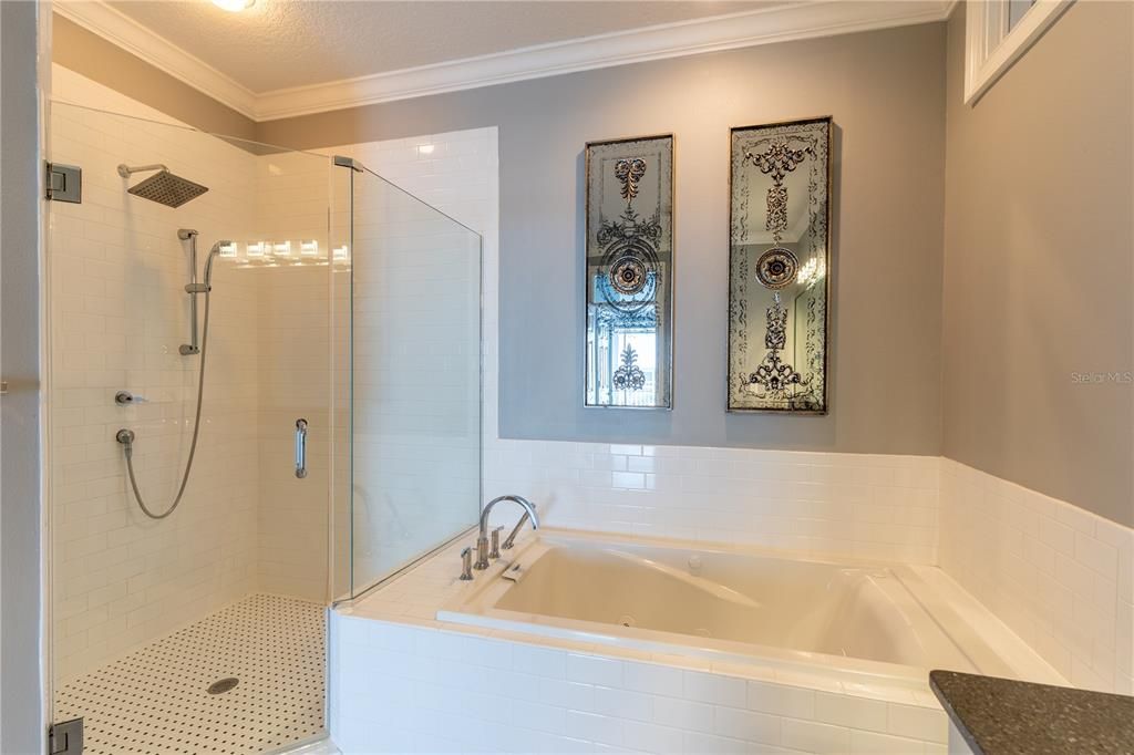 For Sale: $1,330,000 (3 beds, 2 baths, 2998 Square Feet)