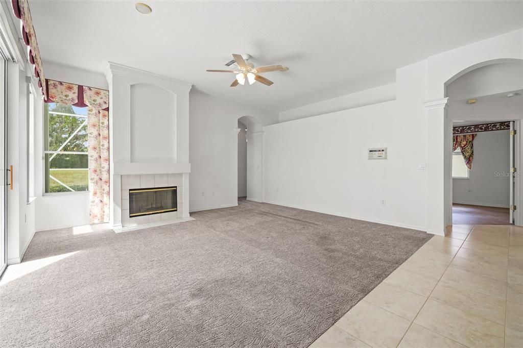 For Sale: $460,000 (4 beds, 3 baths, 2211 Square Feet)