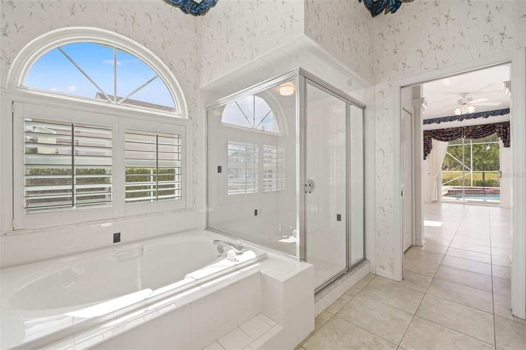 For Sale: $460,000 (4 beds, 3 baths, 2211 Square Feet)