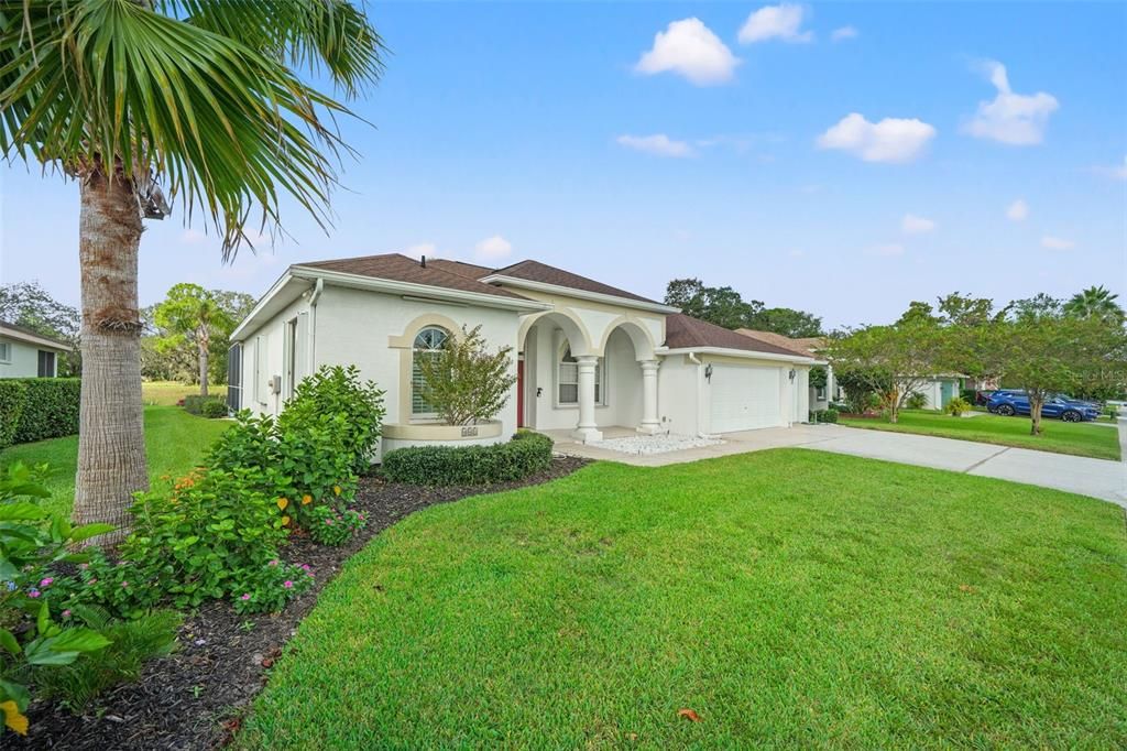 For Sale: $460,000 (4 beds, 3 baths, 2211 Square Feet)