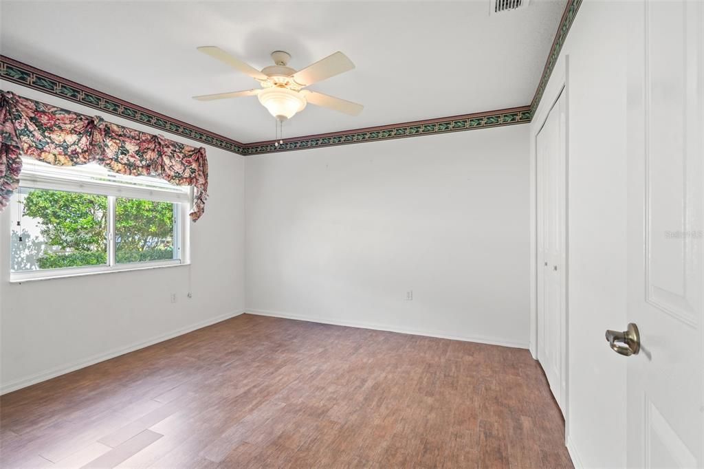 For Sale: $460,000 (4 beds, 3 baths, 2211 Square Feet)