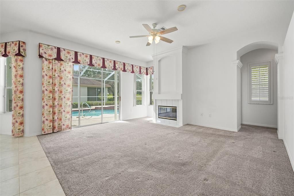 For Sale: $460,000 (4 beds, 3 baths, 2211 Square Feet)