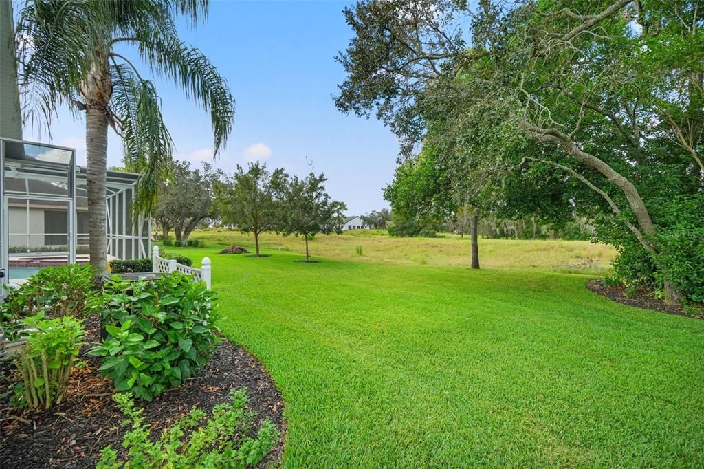 For Sale: $460,000 (4 beds, 3 baths, 2211 Square Feet)