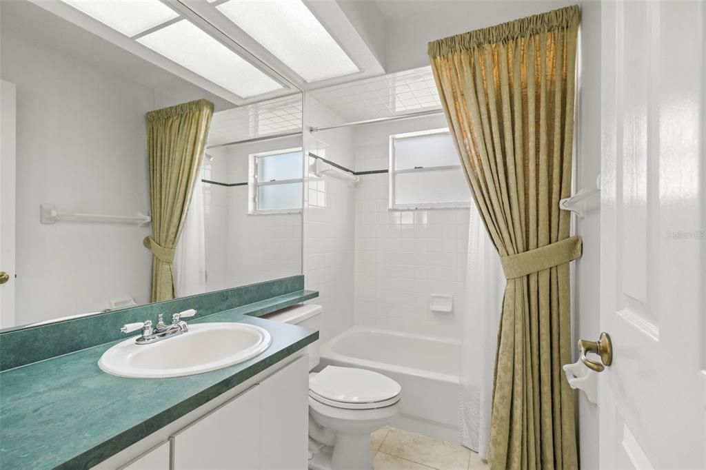 For Sale: $460,000 (4 beds, 3 baths, 2211 Square Feet)