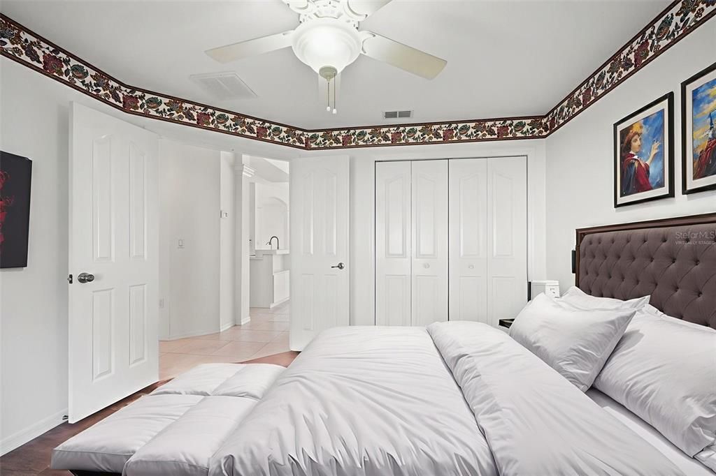 For Sale: $460,000 (4 beds, 3 baths, 2211 Square Feet)