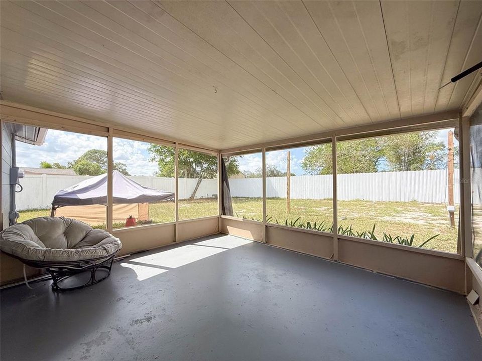 待售: $200,000 (2 贝兹, 2 浴室, 1025 平方英尺)