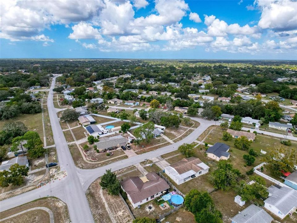 待售: $200,000 (2 贝兹, 2 浴室, 1025 平方英尺)