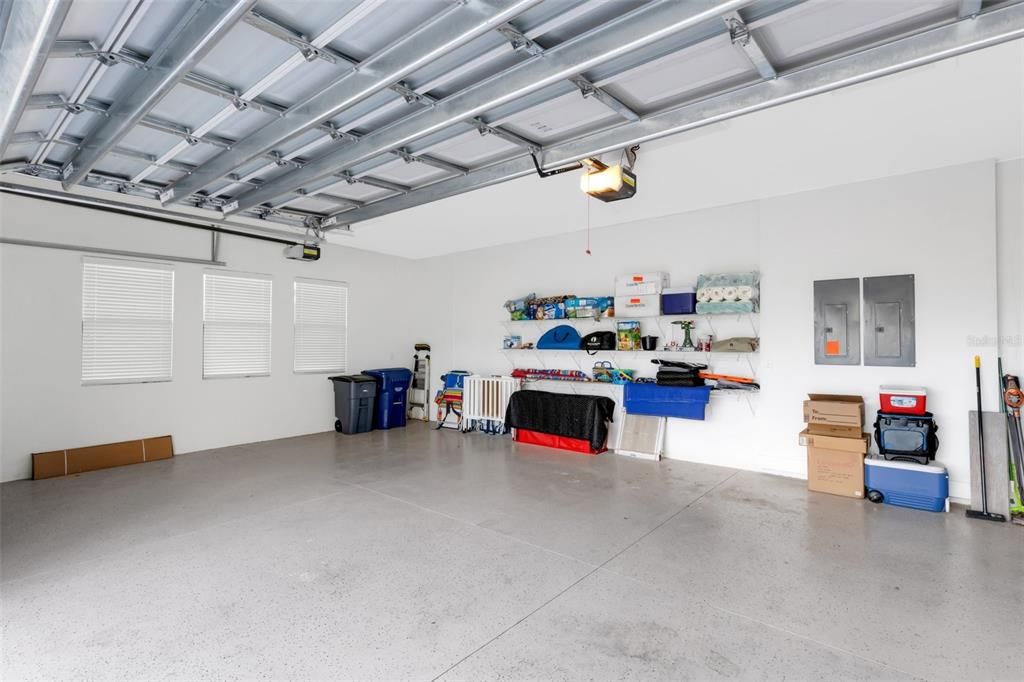 For Rent: $6,200 (3 beds, 4 baths, 3663 Square Feet)