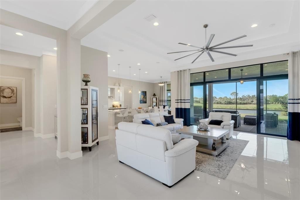 For Rent: $6,200 (3 beds, 4 baths, 3663 Square Feet)