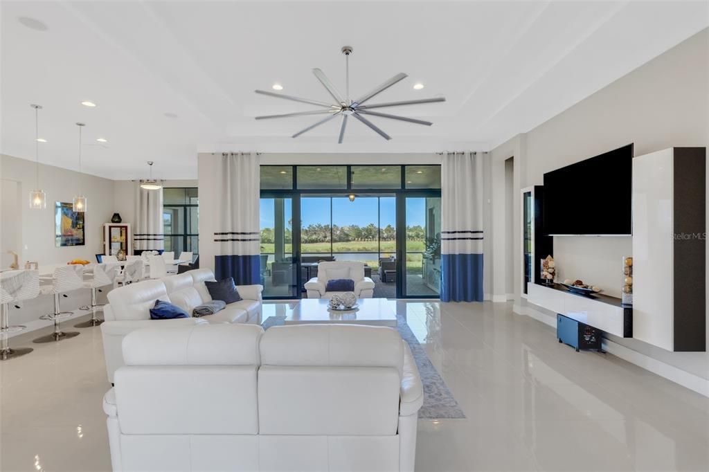 For Rent: $6,200 (3 beds, 4 baths, 3663 Square Feet)