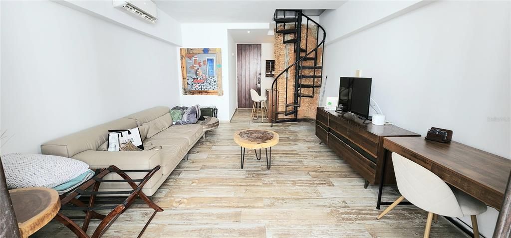 En Venta: $590,000 (2 camas, 1 baños, 1496 Pies cuadrados)