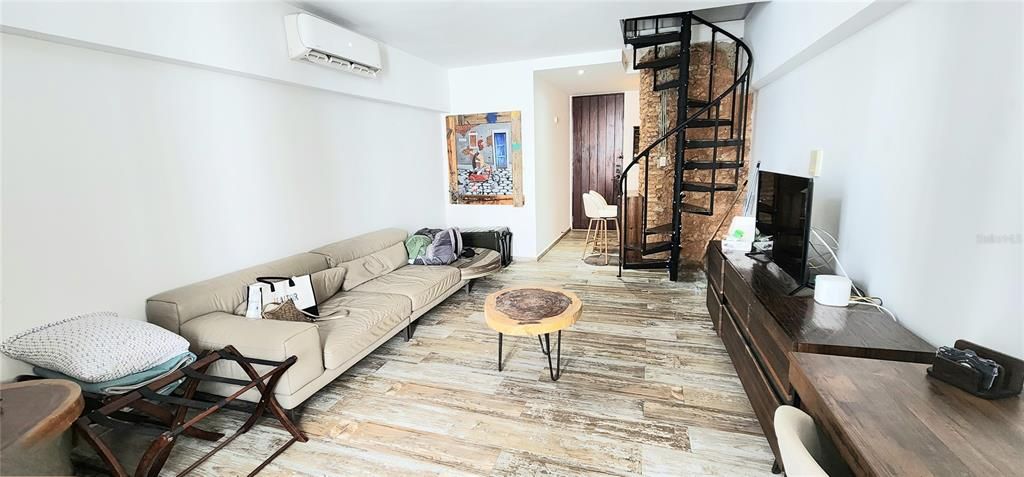En Venta: $590,000 (2 camas, 1 baños, 1496 Pies cuadrados)