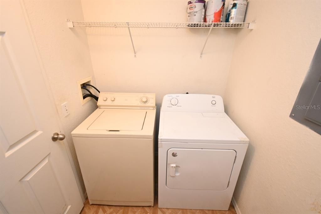 For Rent: $1,700 (3 beds, 2 baths, 1205 Square Feet)