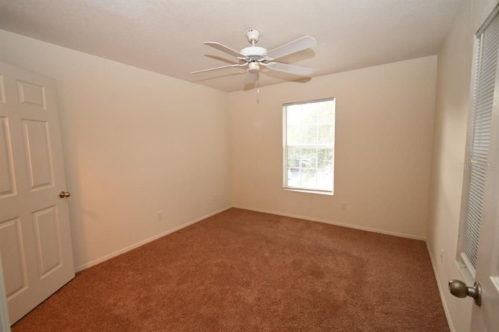 For Rent: $1,700 (3 beds, 2 baths, 1205 Square Feet)