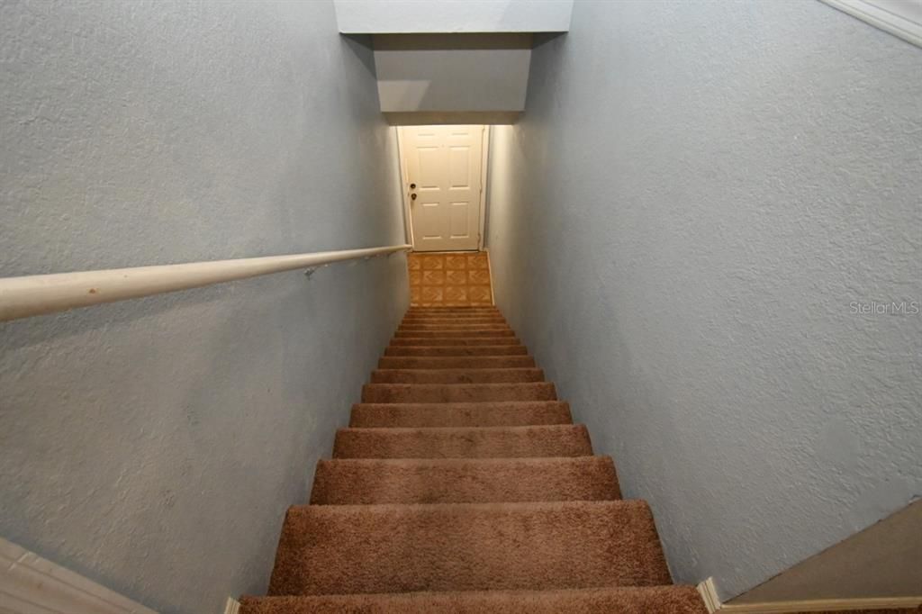 For Rent: $1,700 (3 beds, 2 baths, 1205 Square Feet)