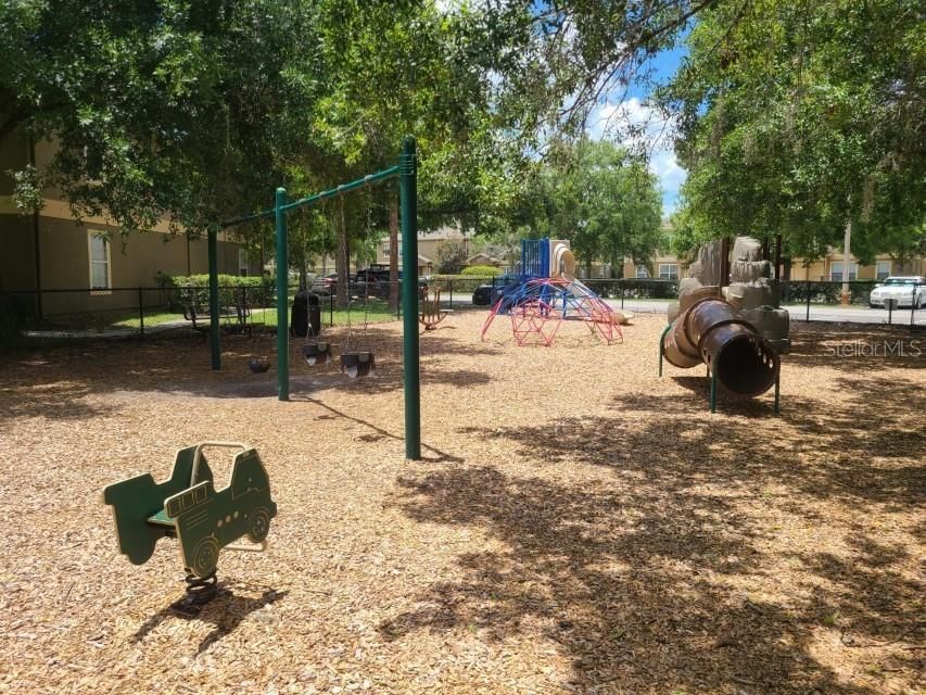 For Rent: $1,700 (3 beds, 2 baths, 1205 Square Feet)