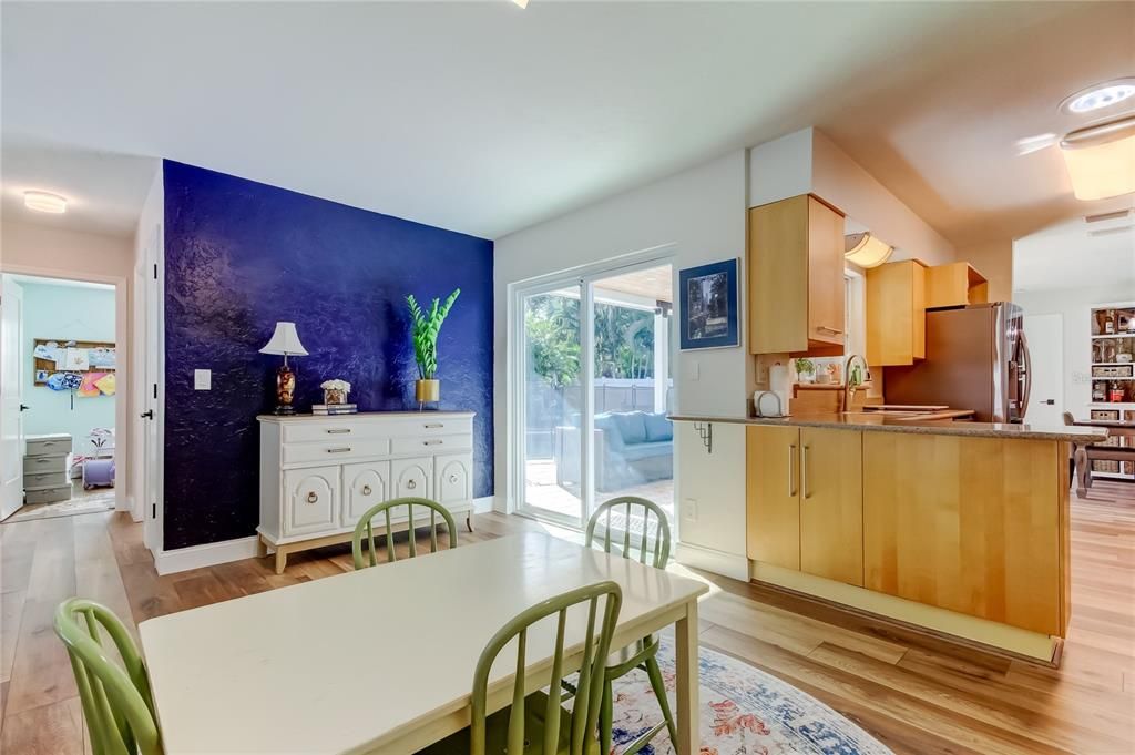 Active With Contract: $730,000 (3 beds, 3 baths, 1848 Square Feet)