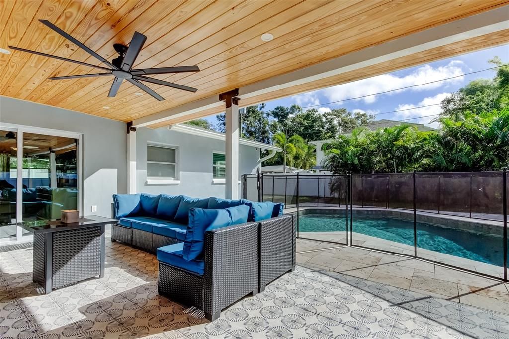 Active With Contract: $730,000 (3 beds, 3 baths, 1848 Square Feet)