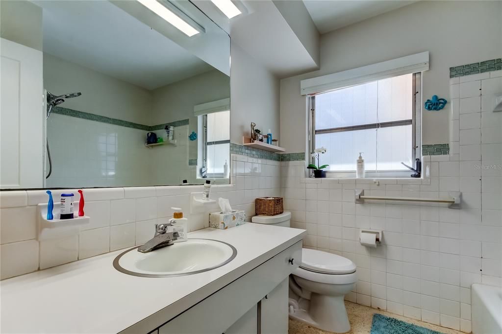 Active With Contract: $730,000 (3 beds, 3 baths, 1848 Square Feet)