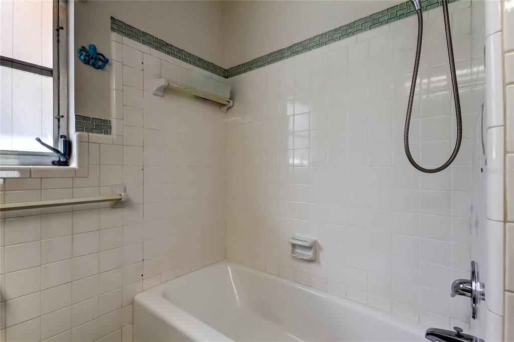 Active With Contract: $730,000 (3 beds, 3 baths, 1848 Square Feet)