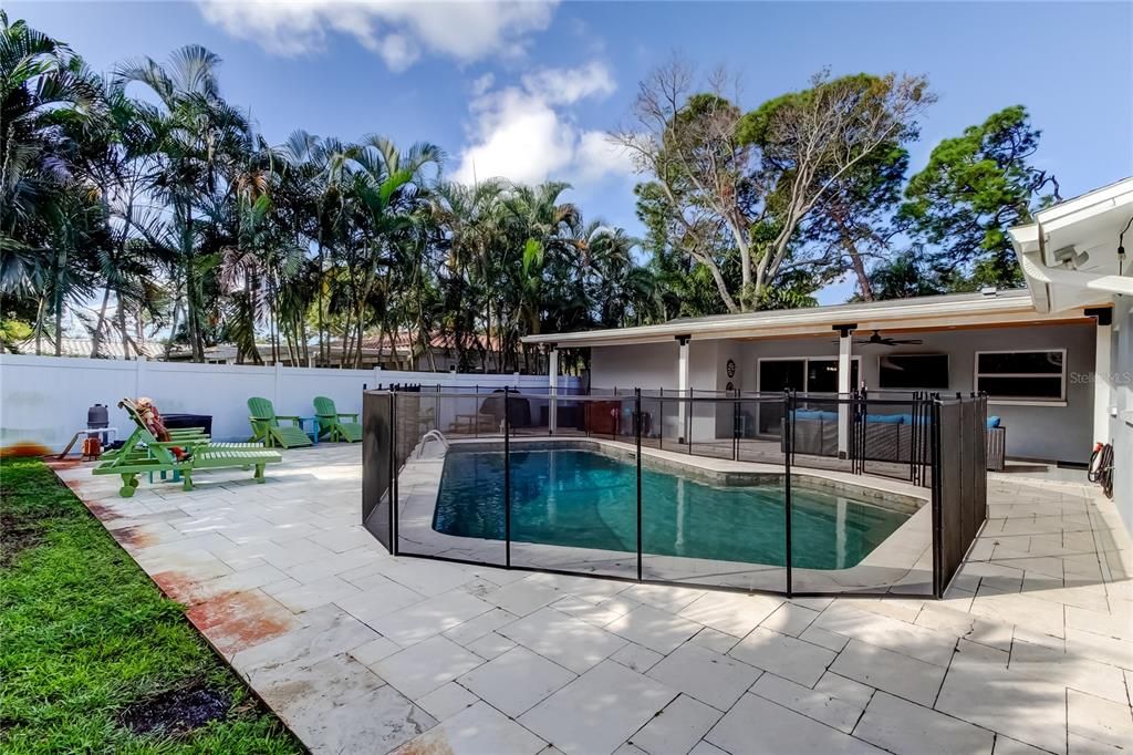 Active With Contract: $730,000 (3 beds, 3 baths, 1848 Square Feet)