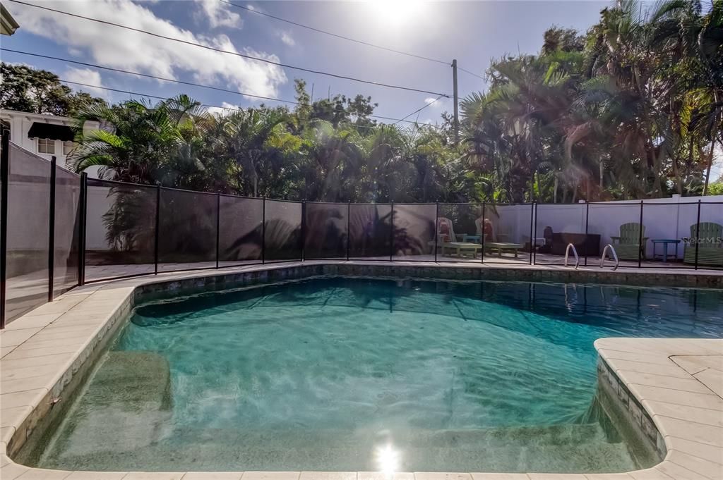 Active With Contract: $730,000 (3 beds, 3 baths, 1848 Square Feet)