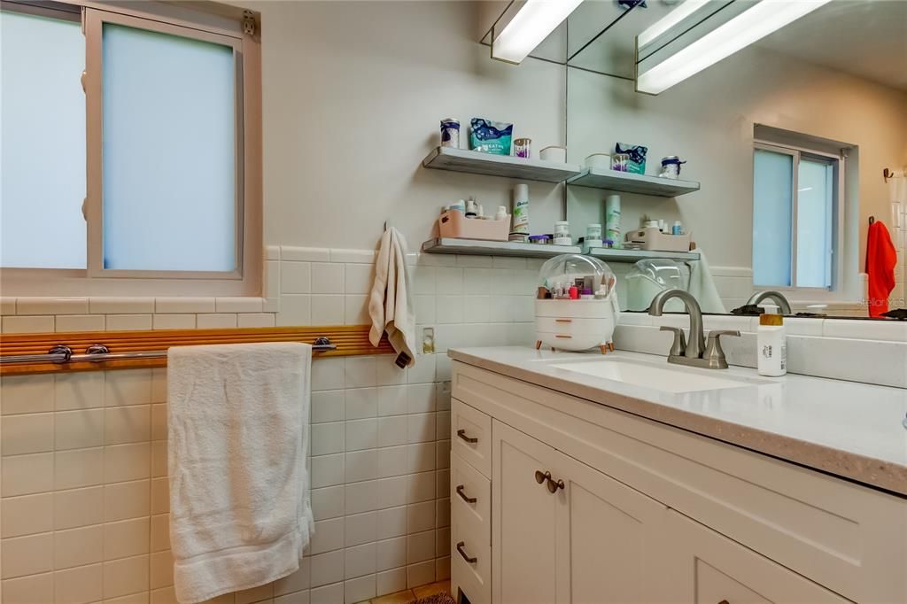 Active With Contract: $730,000 (3 beds, 3 baths, 1848 Square Feet)