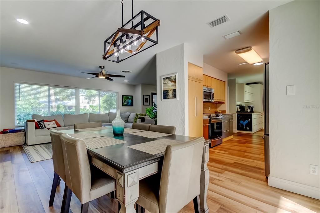 Active With Contract: $730,000 (3 beds, 3 baths, 1848 Square Feet)