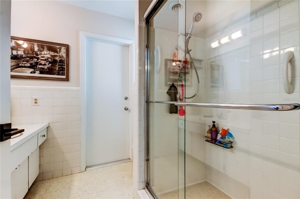 Active With Contract: $730,000 (3 beds, 3 baths, 1848 Square Feet)