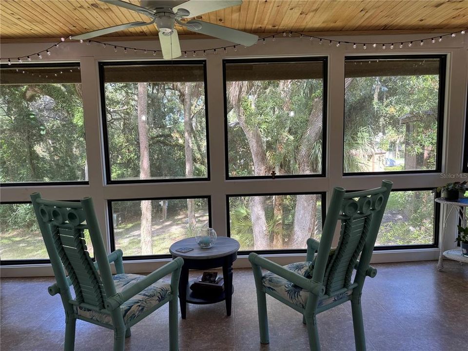 待售: $209,900 (2 贝兹, 2 浴室, 1056 平方英尺)