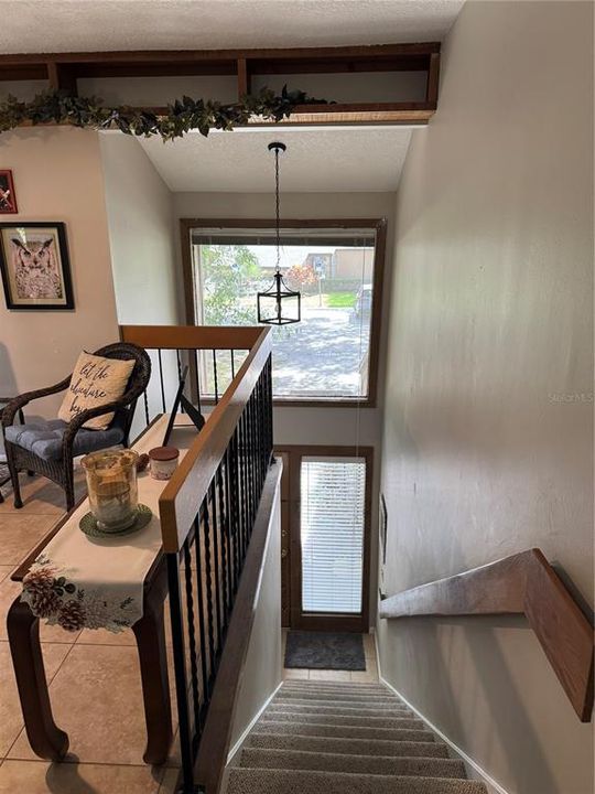 待售: $209,900 (2 贝兹, 2 浴室, 1056 平方英尺)