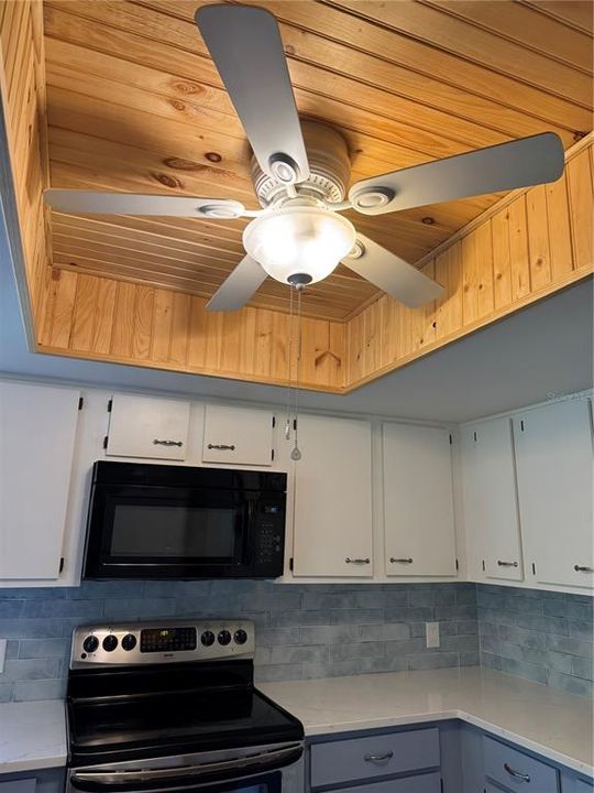 待售: $209,900 (2 贝兹, 2 浴室, 1056 平方英尺)