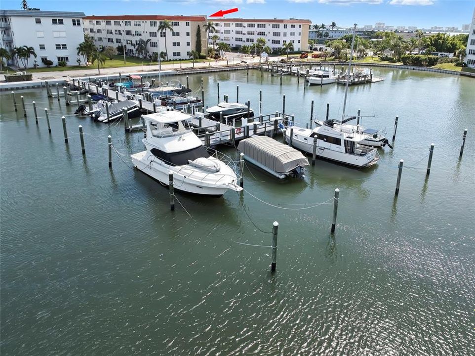 На продажу: $235,000 (2 спален, 2 ванн, 1250 Квадратных фут)