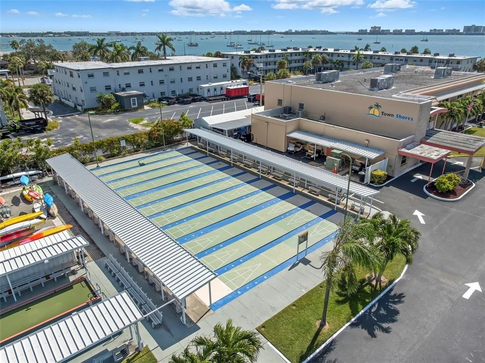 На продажу: $235,000 (2 спален, 2 ванн, 1250 Квадратных фут)