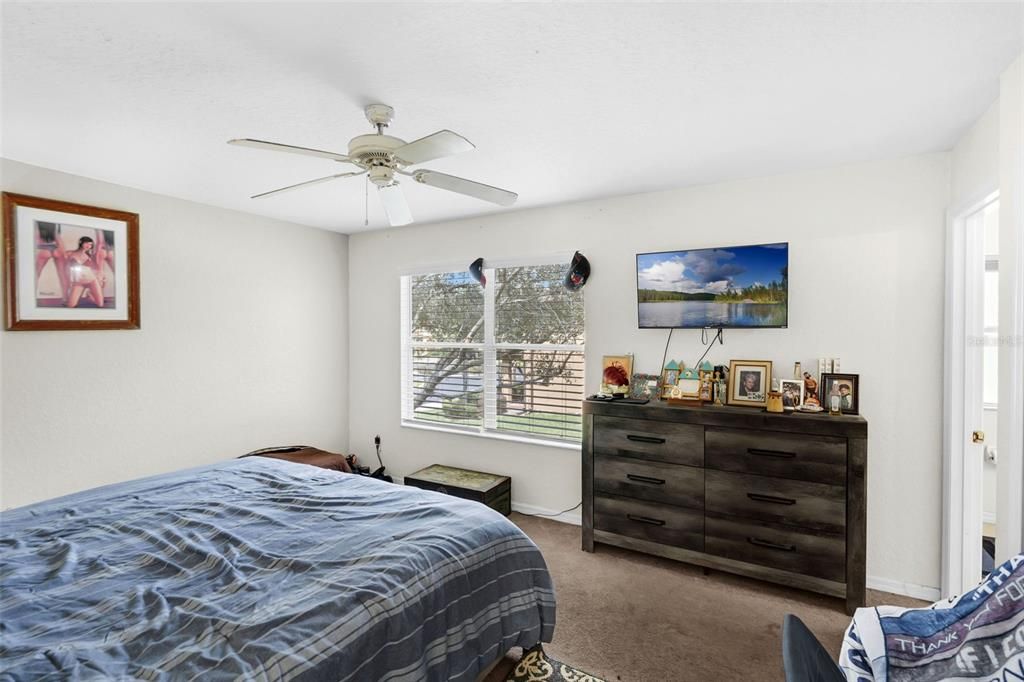 For Sale: $229,000 (4 beds, 3 baths, 1492 Square Feet)