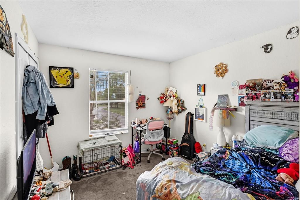 For Sale: $229,000 (4 beds, 3 baths, 1492 Square Feet)