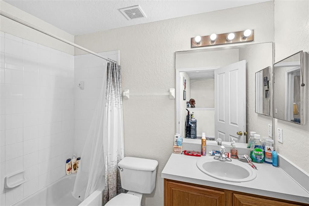 For Sale: $229,000 (4 beds, 3 baths, 1492 Square Feet)