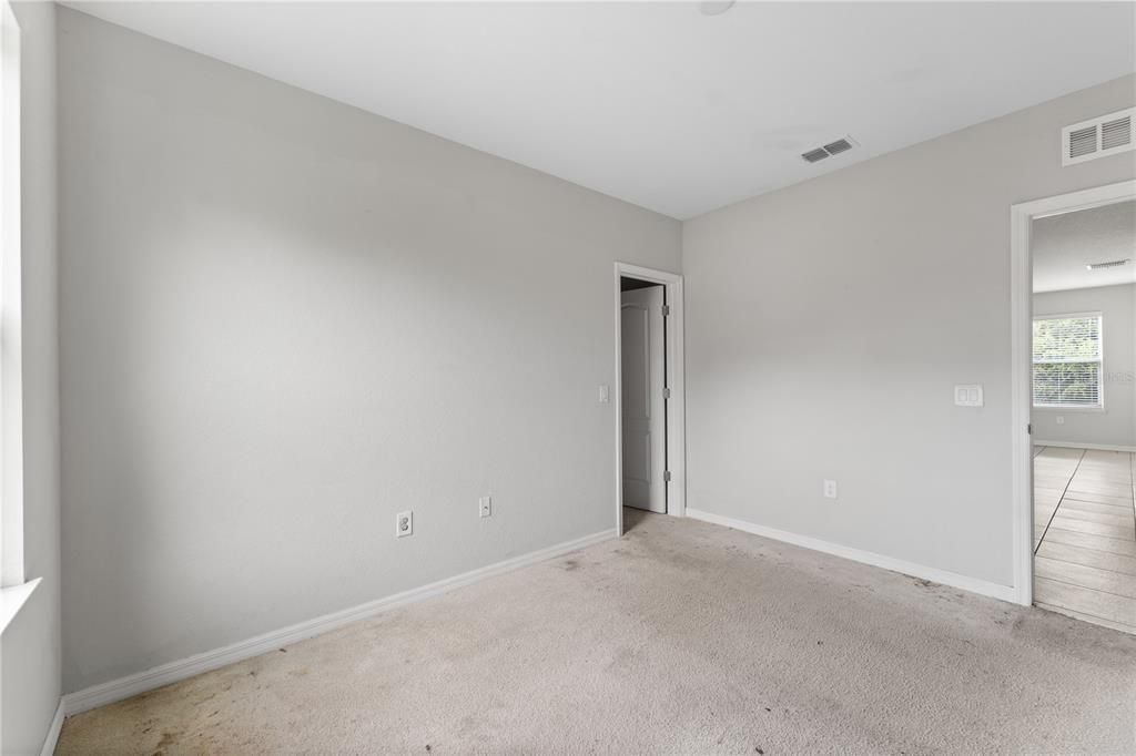 На продажу: $350,000 (3 спален, 2 ванн, 1606 Квадратных фут)