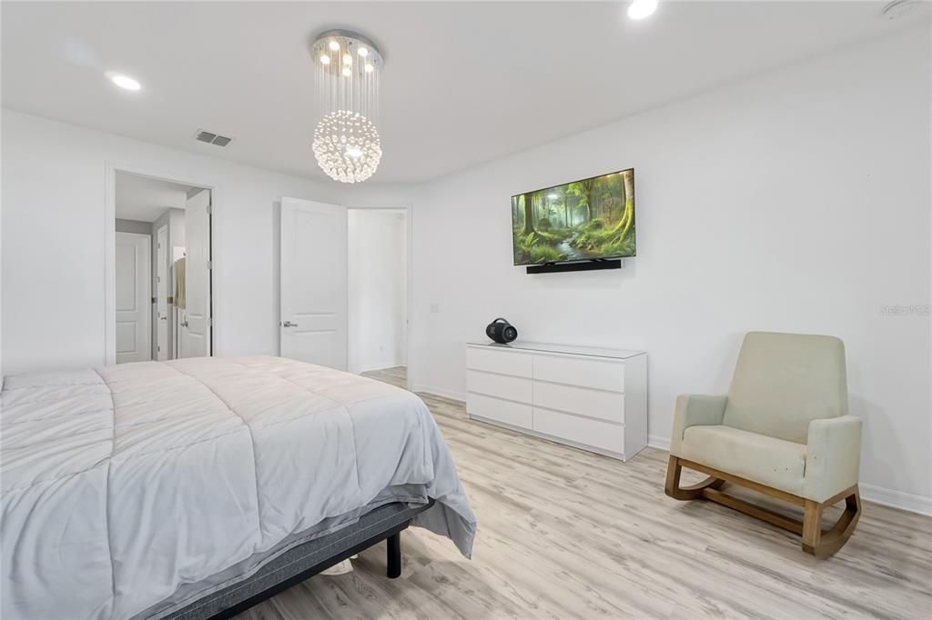 En Venta: $1,150,000 (7 camas, 5 baños, 5075 Pies cuadrados)