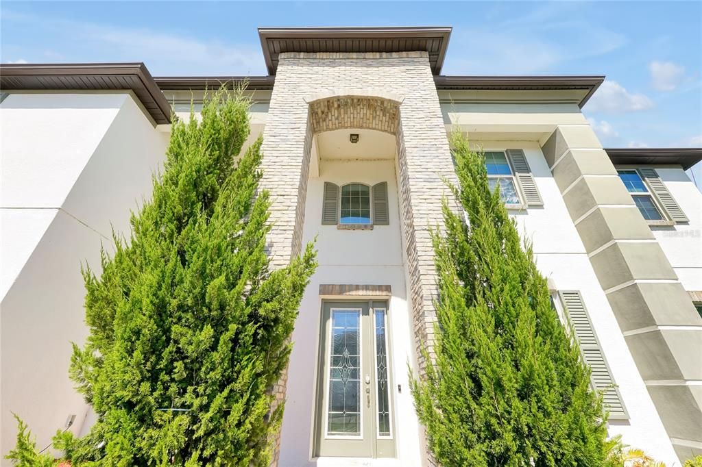 En Venta: $1,150,000 (7 camas, 5 baños, 5075 Pies cuadrados)