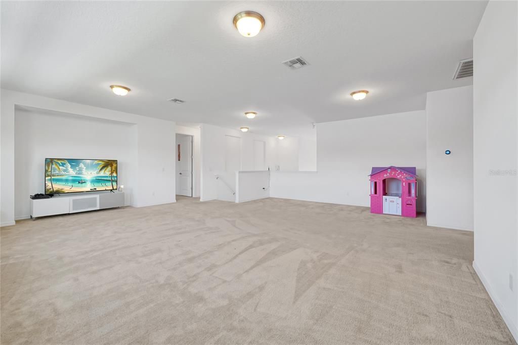 En Venta: $1,150,000 (7 camas, 5 baños, 5075 Pies cuadrados)