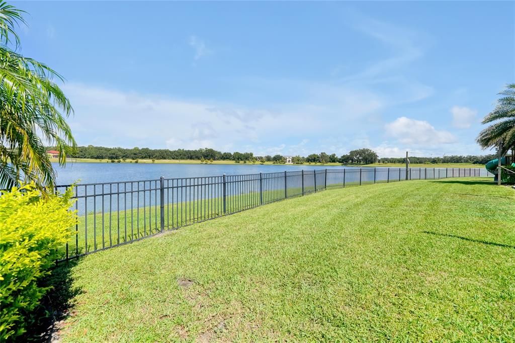 En Venta: $1,150,000 (7 camas, 5 baños, 5075 Pies cuadrados)