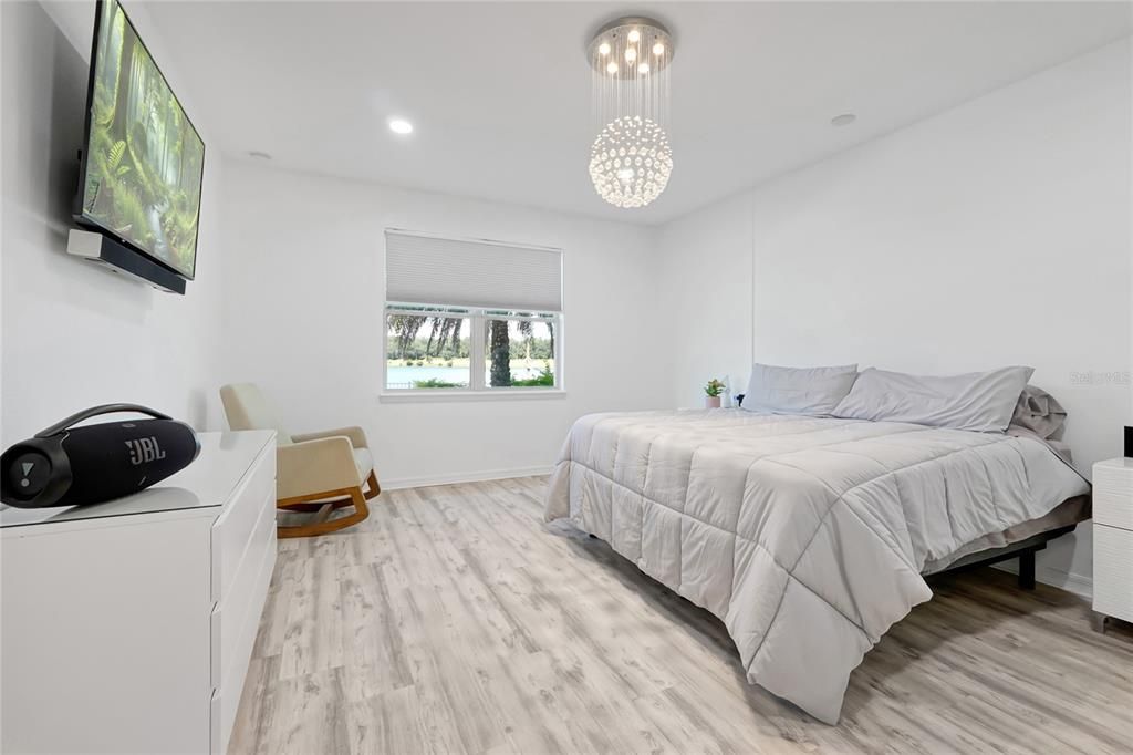 En Venta: $1,150,000 (7 camas, 5 baños, 5075 Pies cuadrados)