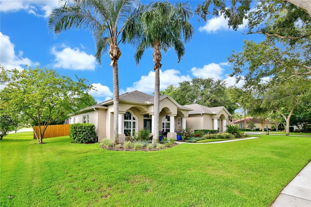 For Sale: $679,000 (4 beds, 2 baths, 2446 Square Feet)