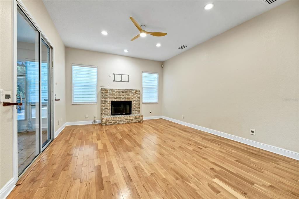 For Sale: $679,000 (4 beds, 2 baths, 2446 Square Feet)