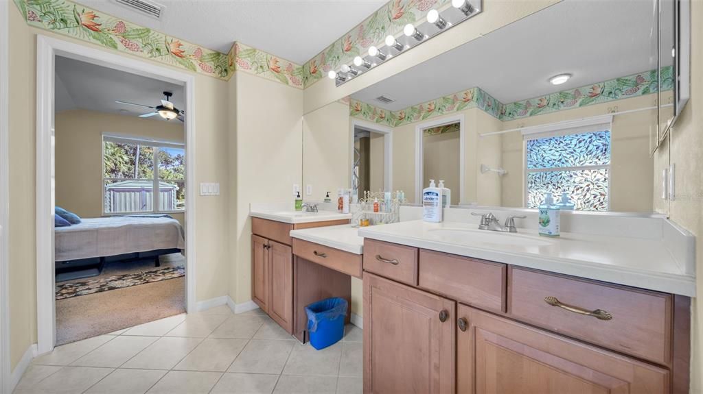 For Sale: $679,900 (3 beds, 2 baths, 2380 Square Feet)