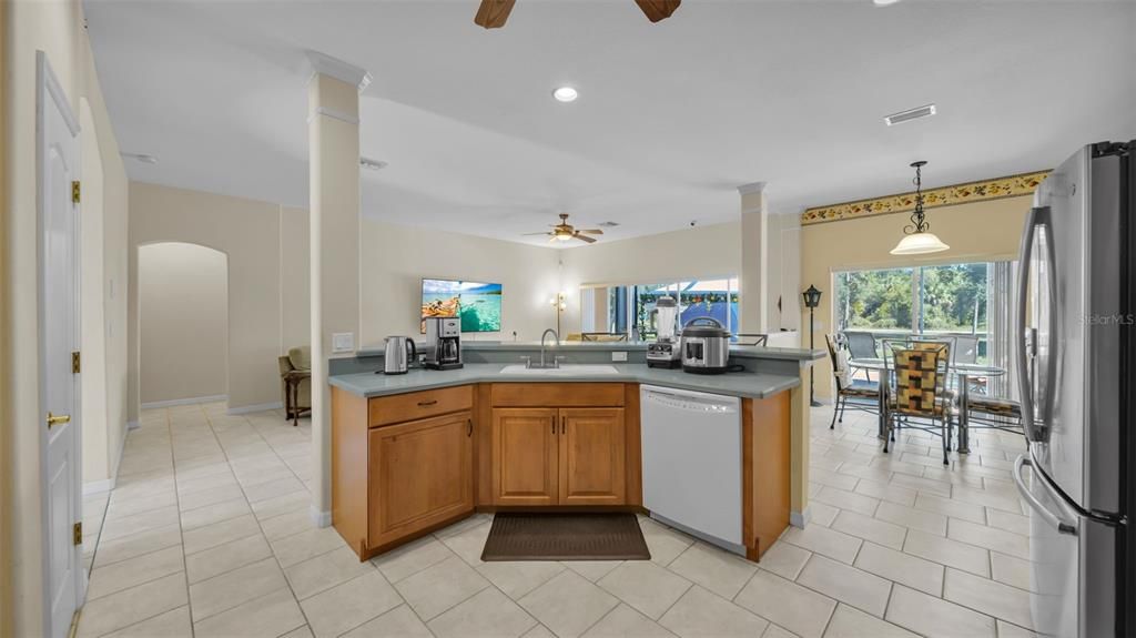 For Sale: $679,900 (3 beds, 2 baths, 2380 Square Feet)