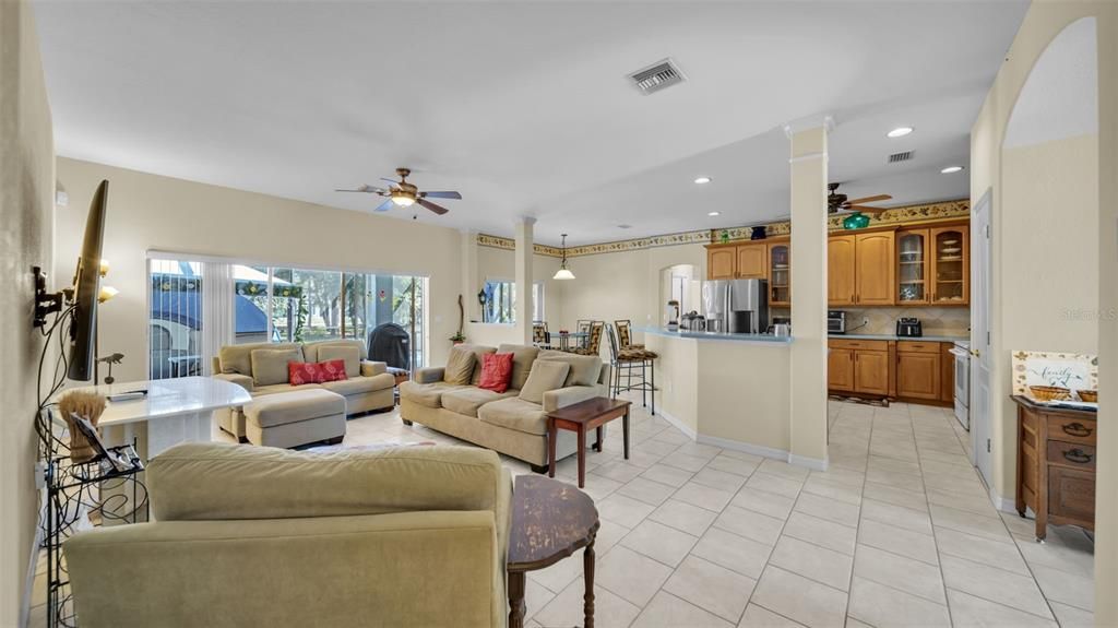 For Sale: $679,900 (3 beds, 2 baths, 2380 Square Feet)