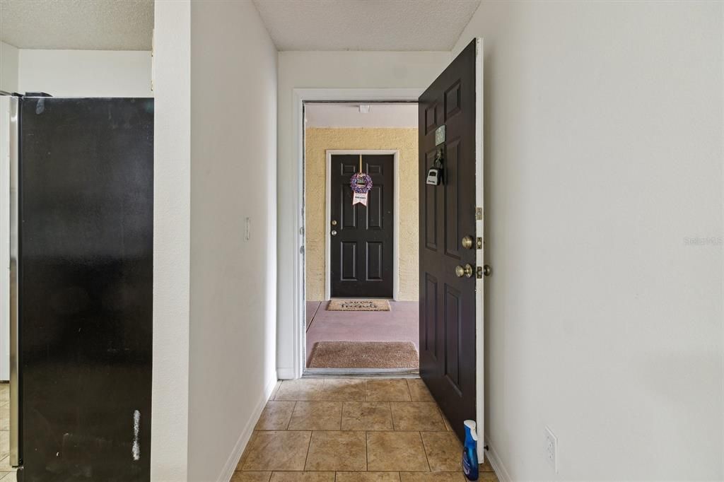 For Rent: $1,550 (2 beds, 2 baths, 975 Square Feet)